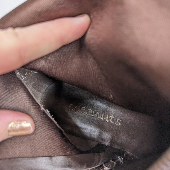 Coconuts by Matisse Leather Brogue Kiltie  Brown Riding Boots - Picture 9 of 9